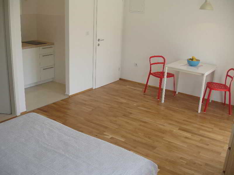Apartments Silvija Mokošica Eksteriør billede